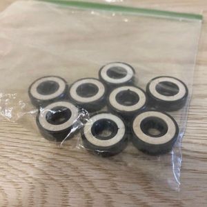 a561-D2~ Unbranded~Small Size~Unisex~bearings~Black Color, White Color~Used